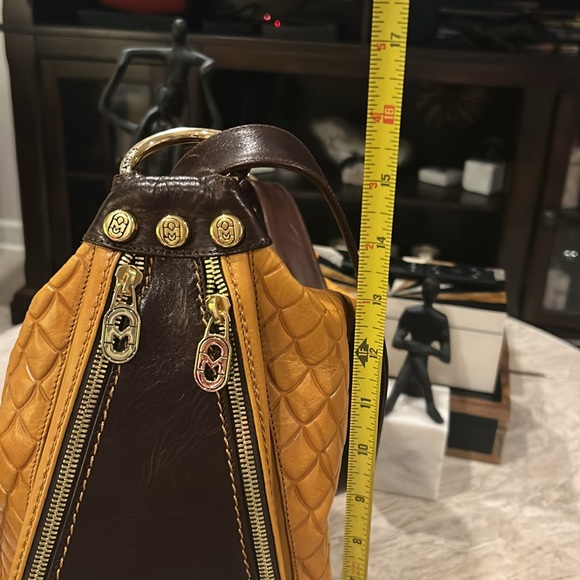 NWT Marino Orlandi Yellow slingback/ backpack shoulder bag w. leather design - Picture 14 of 14